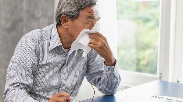 染头膏弄手上怎样洗掉